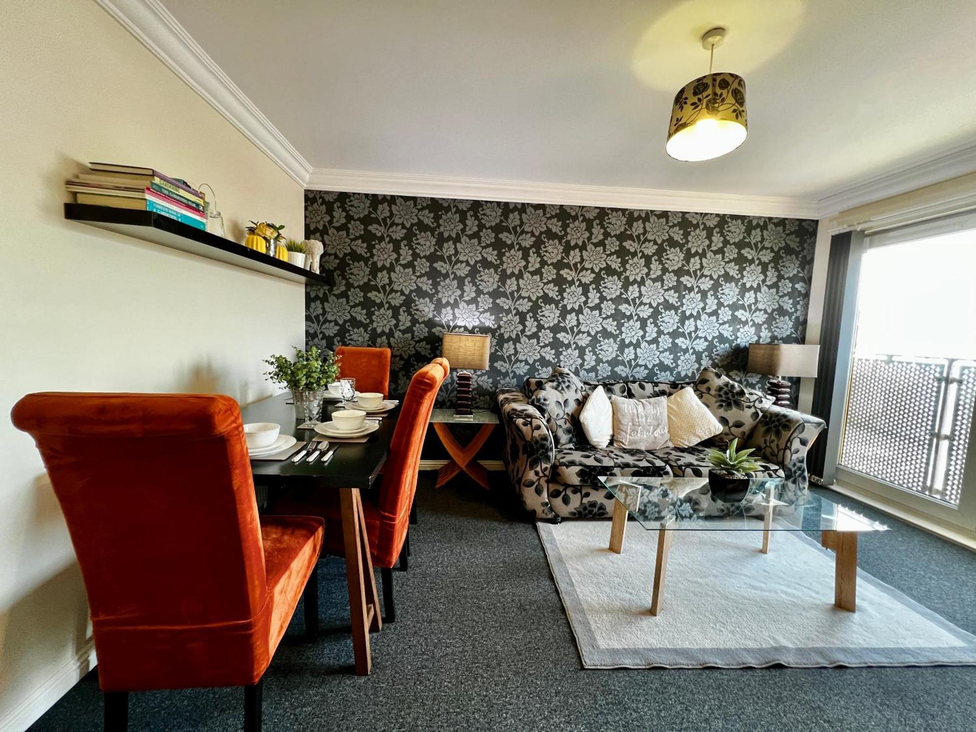 شقة Stylish Modern Flat With Juliet Balcony & Parking غلاسغو المظهر الخارجي الصورة